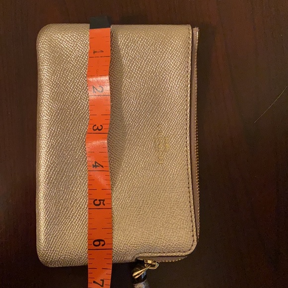 Coach Wristlet Pebble Leather - Picture 8 of 9